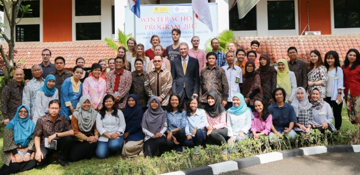 Okezone.com: Mahasiswa Belanda-Indonesia Kolaborasi Bahas Masalah Lingkungan