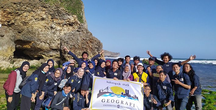 Dosen dan Mahasiswa Geografi FMIPA UI Teliti Potensi Pengembangan Ekowisata Karst Gunungkidul